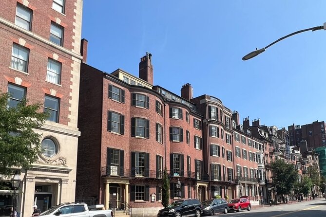 80-Minutes NON-STOP Trolley of Historic Boston and Freedom Trail - Comfort, Sound, and the Guide Factor