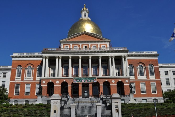Astounding Scavenger Hunt: Boston The Story of America - How the Lets Roam app hunt actually feels in Boston
