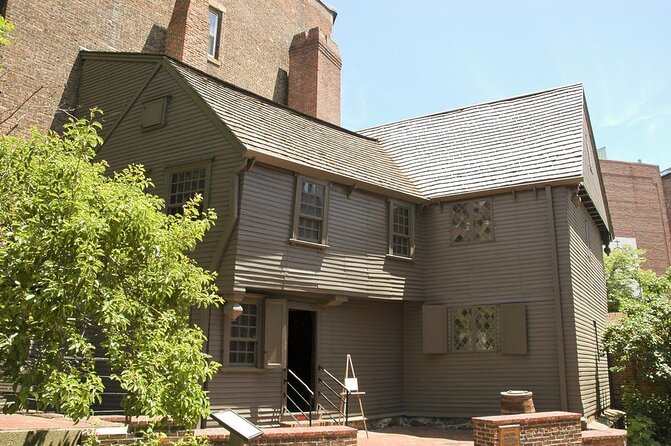 Best of Boston Combo: Harbor Cruise & VIP Freedom Trail - A 4½-hour Freedom Trail loop that ends at Long Wharf
