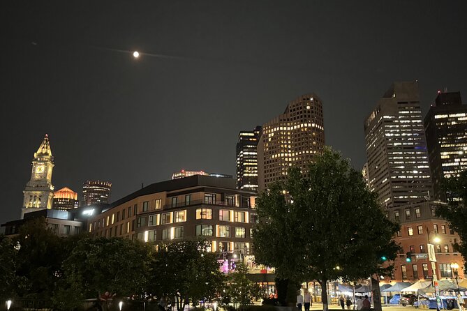 Boston After Dark Walking Tour - Brinks Job Building: the heist that took six years to solve