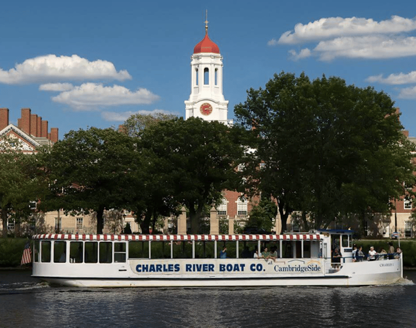 Boston: Charles River Sunset and Cocktail Cruise - Your onboard vibe: music, a full bar, and a relaxed pace