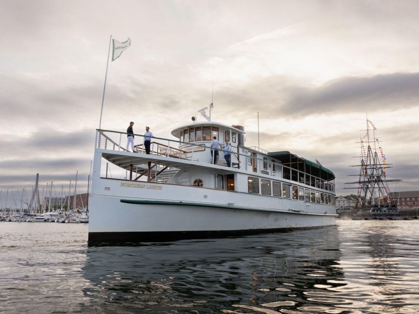 Boston: Cocoa and Carols Holiday Cruise - Price and value: is $65 per person a fair trade?