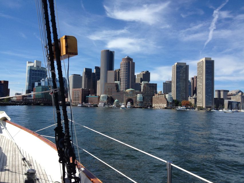 Boston: Downtown Harbor Sailing Cruise - Quick hits before you board
