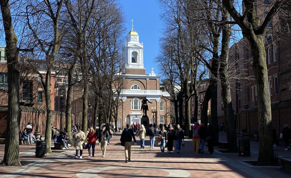Boston: Freedom Trail Guided Walking Tour in French - Old North Church and Copp’s Hill Terrace: finishing with emotion and context