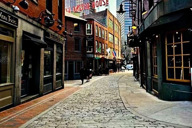 Boston Freedom Trail Walking Tour with Costumed Guide - Should you book this Freedom Trail walking tour?