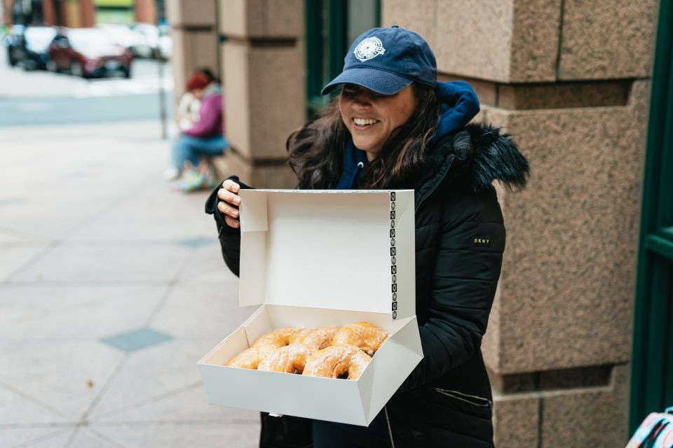 Boston: Guided Delicious Donut Tour with Tastings - Little Italy Meets the Old North Church: Doughnuts + Actual Landmarks