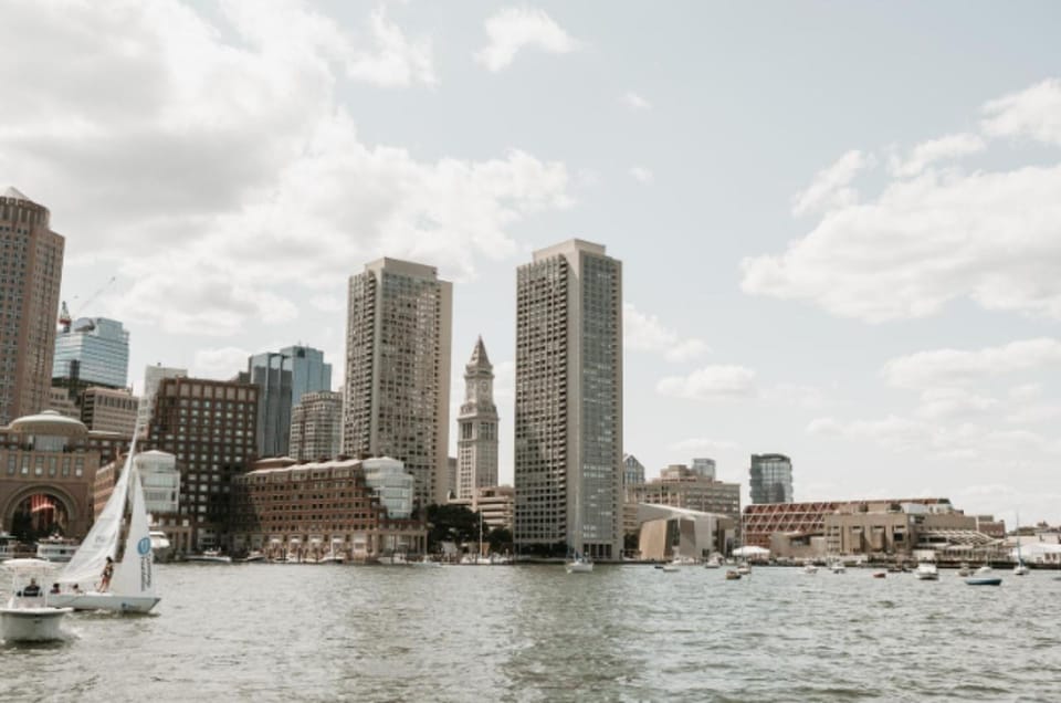 Boston: Harbor and Charles River Architecture Boat Tour - The Charles River Locks: great scenery, sometimes slow timing