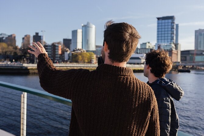 Boston Harbor Sightseeing Cruise - Best seats and how to enjoy the ride