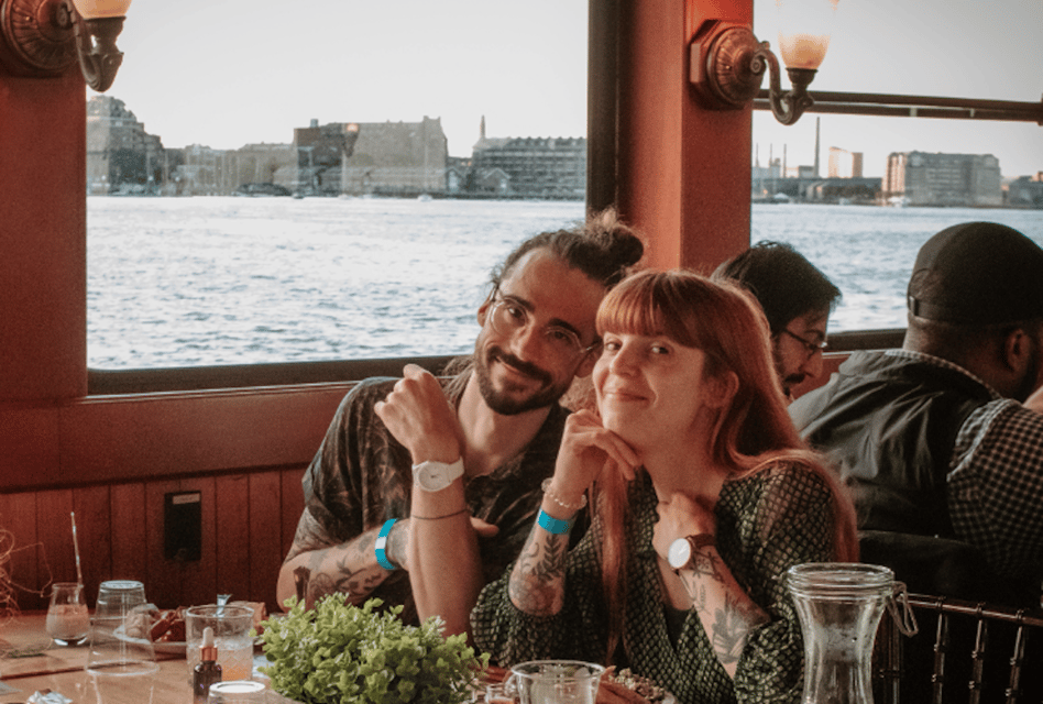 Boston Harbor: Winter Holiday Weekend Brunch Cruise - The onboard bar: drinks, hot cocoa, and staying in the holiday mood