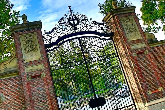 Boston: Harvard & Cambridge Walking Food Tour - Harvard Square: where your hunger meets the campus vibe