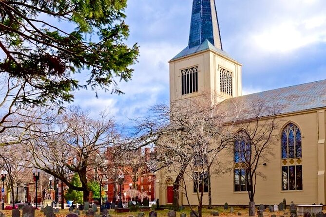Boston: Harvard & Cambridge Walking Food Tour - Cambridge Common and the Old Burial Ground: calm pauses between bites