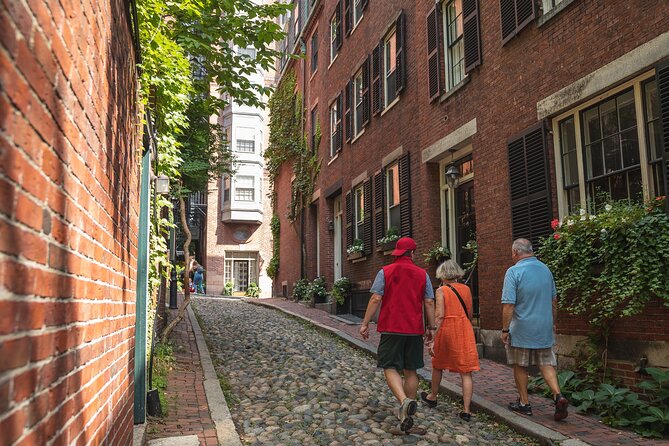 Boston History and Freedom Trail Private Walking Tour - Downtown anchor: Old State House and the Boston Massacre
