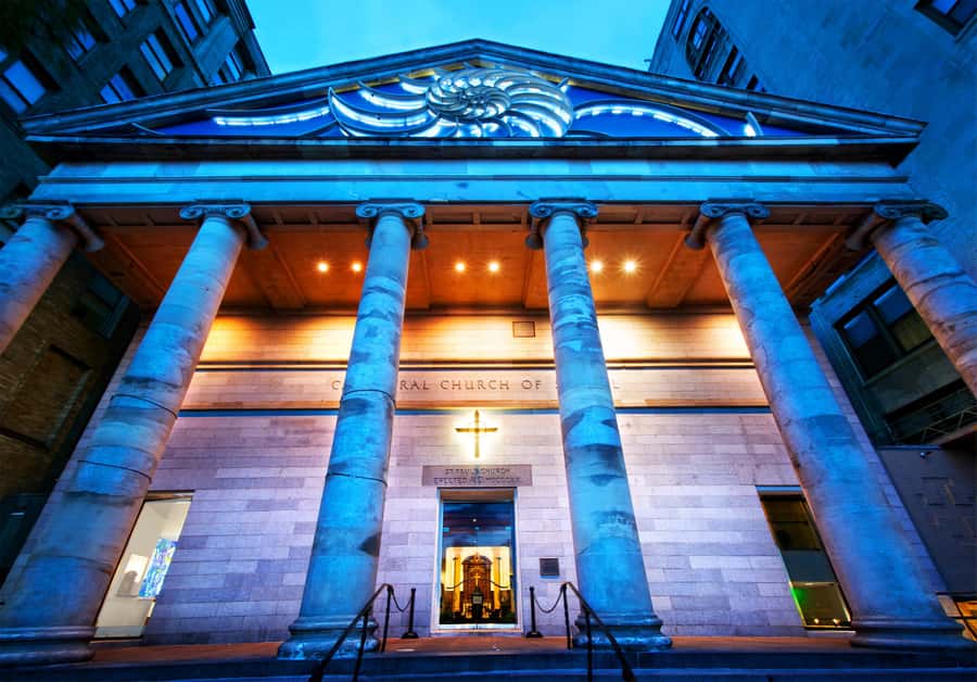 Boston: History & Haunts Guided Ghost Tour - Getting started at 139 Tremont St with a lantern