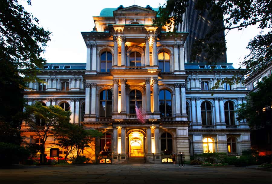 Boston: History & Haunts Guided Ghost Tour - Price and value: $27 for a 1-hour, guided walk