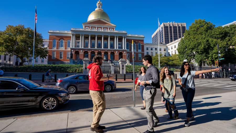 Boston: History & Highlights Guided Tour - Granary Burying Ground to Boston Common: From Public Drama to Quiet Scale