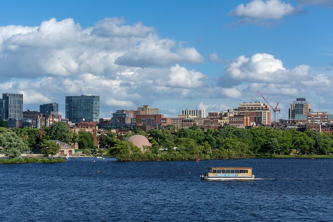 Boston History Walking Tour with USS Constitution and Boat Cruise - Starting at Bunker Hill Museum and Monument Sq