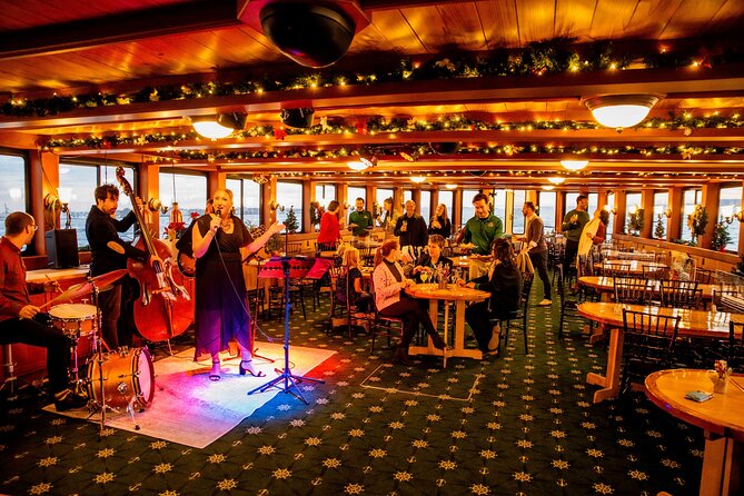 Boston Holiday Cocoa Cruise - Key things to know before you go