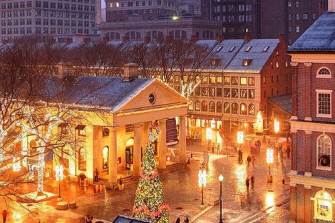Boston: Holiday Sights and Festive Nights Trolley Tour - Beacon Hill and Charles Street: Candlelit Windows and Writers’ Streets