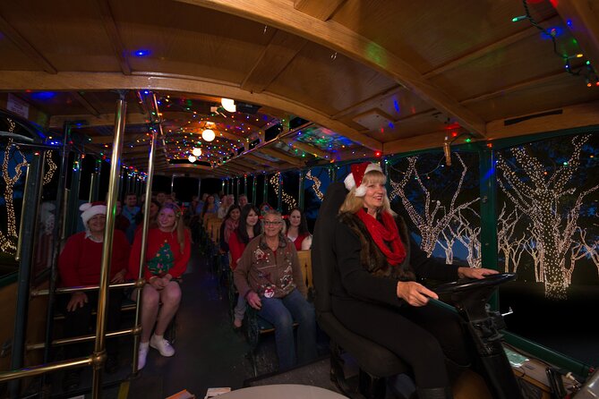 Boston: Holiday Sights and Festive Nights Trolley Tour - Getting On Board: Old Town Trolley Check-In at Long Wharf