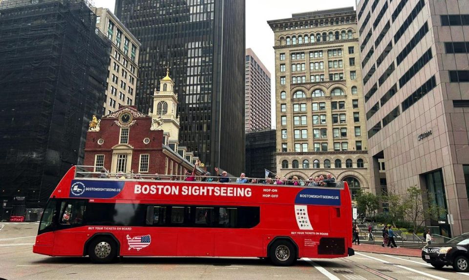 Boston: Hop-On Hop-Off Double-Decker Bus Sightseeing Tour - Stop 1: New England Aquarium and the Waterfront Classics