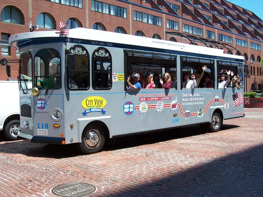 Boston: Hop-On, Hop-Off Trolley Ticket - Starting by the Aquarium: your easiest way into downtown