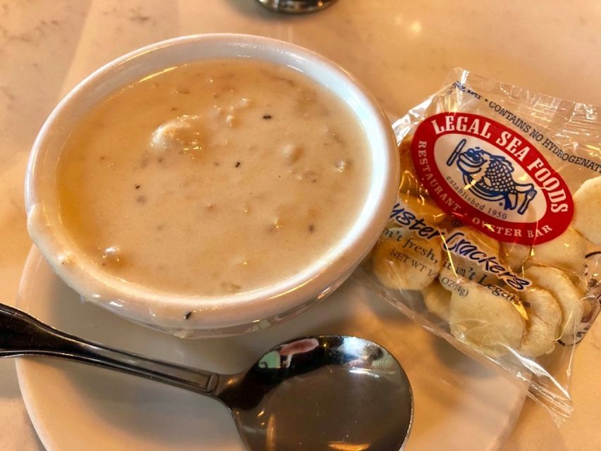 Boston: Iconic Food Tasting & History Tour - Downtown - What to wear, bring, and avoid on this walking tour