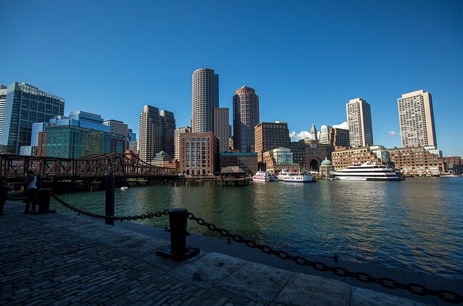 Boston: Movie Mile Walking Tour - Blown Away crash street: why real streets can fake disaster
