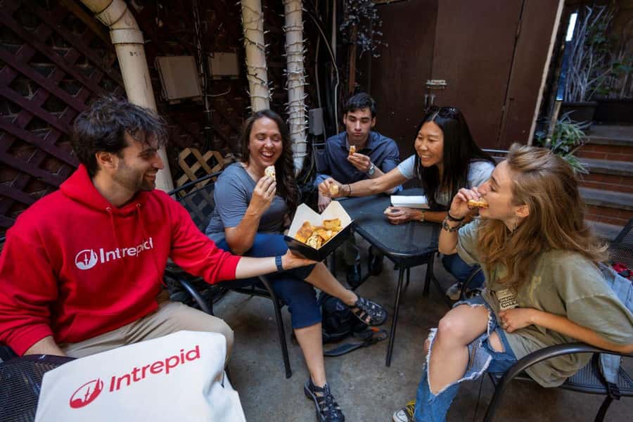 Boston: North End Food Experience with Pizza, Meats & Cheese - Key points that make this North End food tour work