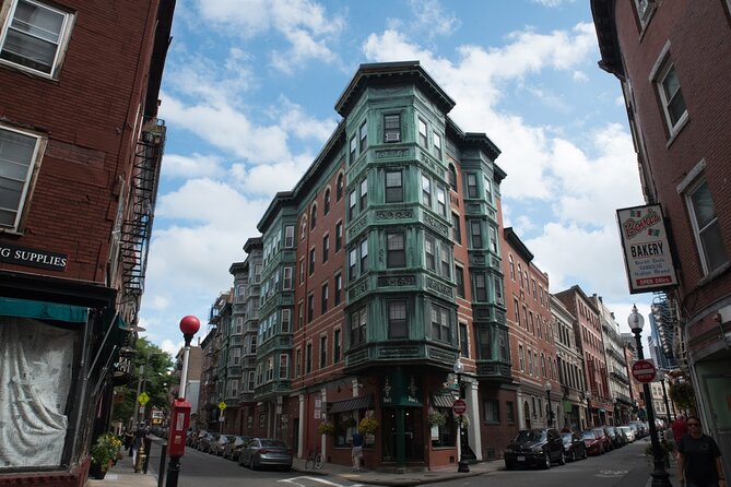 Boston North End Food Tour of 6+ Tastings, Cannoli, Lobster Roll - Why Boston’s North End Food Walk feels different from a checklist