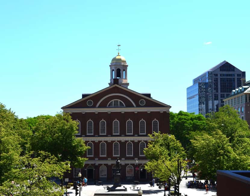 Boston: North End Walking Tour with Private Harbor Cruise - From Faneuil Hall to Paul Revere House: The story gets personal