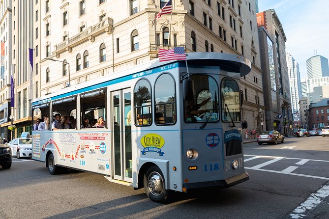 Boston Pass: 40+ Things To Do - Includes Franklin Park Zoo - Arts and theaters: Isabella Stewart Gardner and the Wang Theatre tour