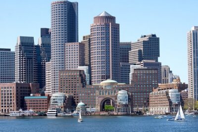 Boston Private City Tour 4 hours and Harvard University - Freedom Trail: a 4 km walk that turns downtown into a timeline