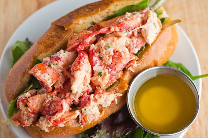Boston Seafood Lovers Food and History Walking Tour - Why this seafood and history route makes sense in Boston