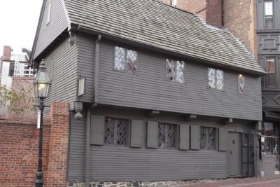 Boston Sightseeing Tour - a fully-narrated driving tour - Meeting Your Guide and Getting Comfortable in the Van