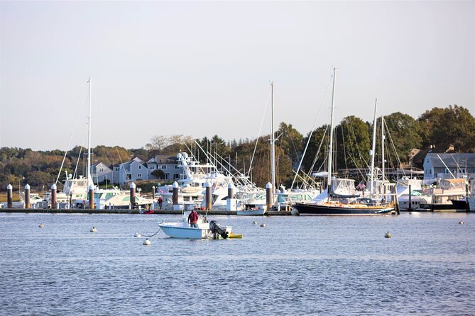 Boston to Plymouth Day-Trip including Quincy, Plimoth Patuxet and Mayflower II - A one-day route that works: Boston to Plymouth by mini-coach