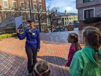 Boston Walking Tour for Children - Old South Meeting House: the Revolution shaped by conversations