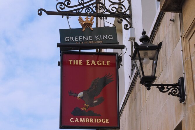 Cambridge Famous Alumni Quest Experience - Stop-by-stop: your Cambridge walk from Guildhall to Market Square