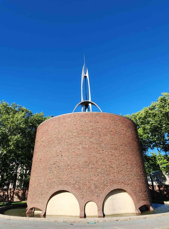 Cambridge, Massachusetts: MIT and Harvard Walking Tour - Harvard Yard and the Three Lies: where stories matter as much as stone