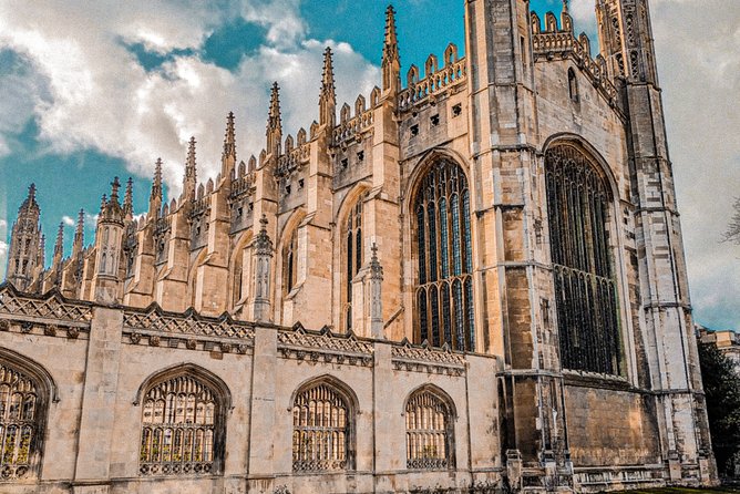Cambridge's History & Secrets with Self-Guided Walking Tours - Stop 4: Corpus Clock and the Inventions Thread