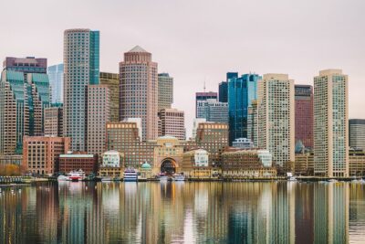 City Cruises Boston Premier Lunch Cruise - Getting to Rowes Wharf and avoiding boarding stress