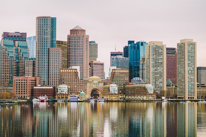 City Cruises Boston Premier Lunch Cruise - Getting to Rowes Wharf and avoiding boarding stress