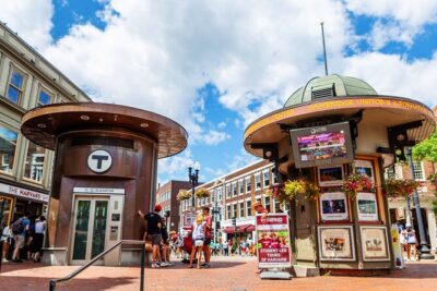 Delicious Donuts of Harvard Square: A Historical Walking Tour - Meeting at 1 Bennett St and ending near Saloniki Greek