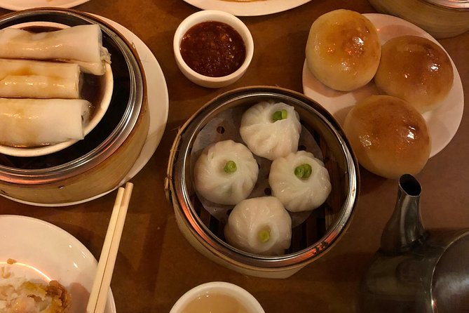 Dumplings to Dim Sum: Food and History Tour of Boston's Chinatown - Where you start: Chinatown Gate and how to arrive without stress