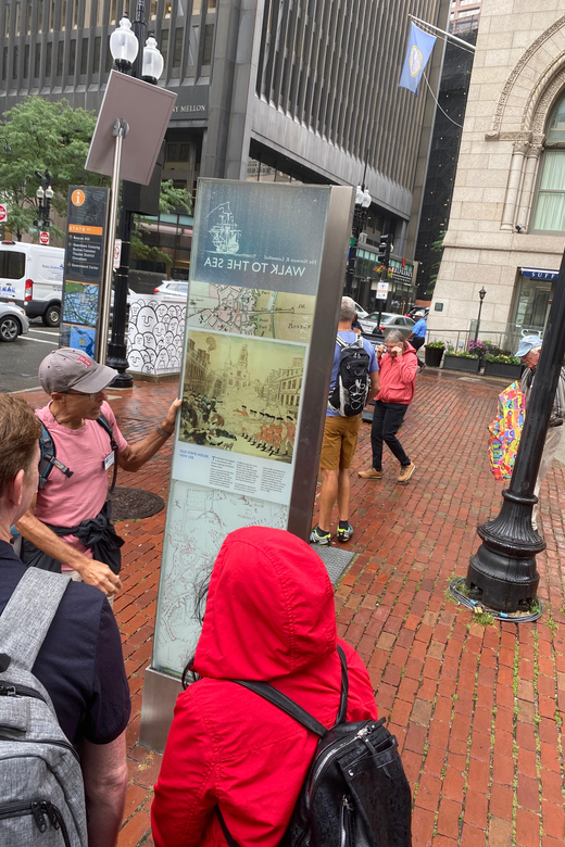 Freedom Trail: Private 1 Hour Walking Tour - Old State House Stories That Give Buildings Meaning