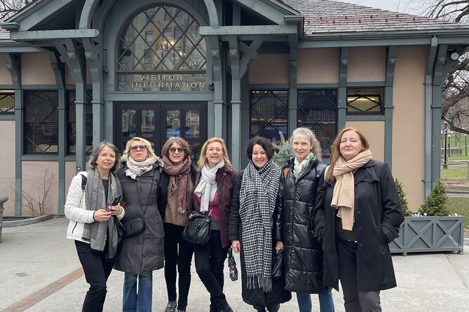 Freedom Trail Walking Tour in Boston in French - Boston Common: where the story starts and the city greens up