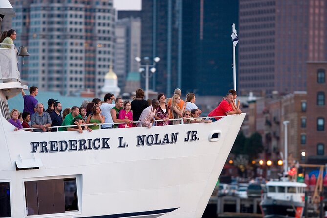 Go City: Boston Explorer Pass - Choose 2, 3, 4 or 5 Attractions - Museum of Science + Observation Deck: tech thrills and 360-degree views