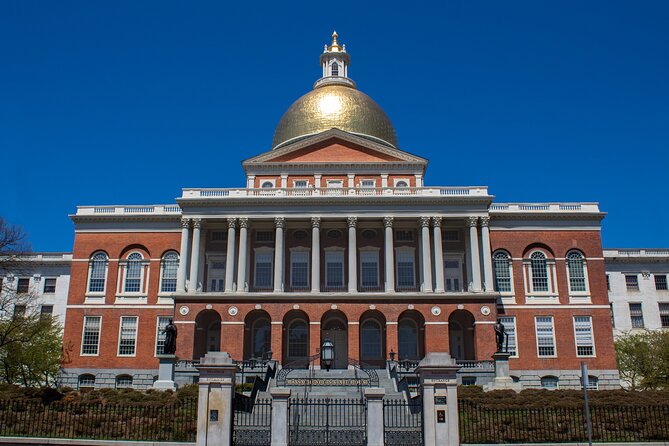 Highlights and History of Boston: GPS Guided Audio Tour - Old North Church Interior and Captain Jackson’s Chocolate Shop