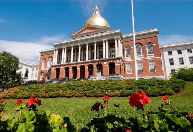 Massachusetts Self-Guided Audio Tour Bundle: 10+ Tours - Key highlights at a glance