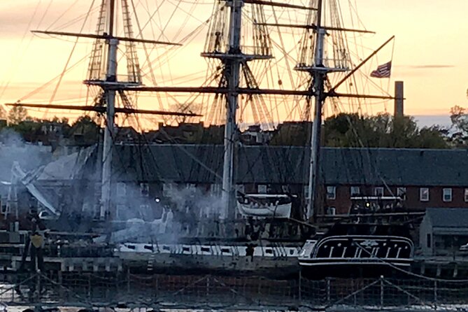 Narrated Sunset Cruise of Boston Harbor - What you’ll see: the harbor route from working waterfront to skyline icons