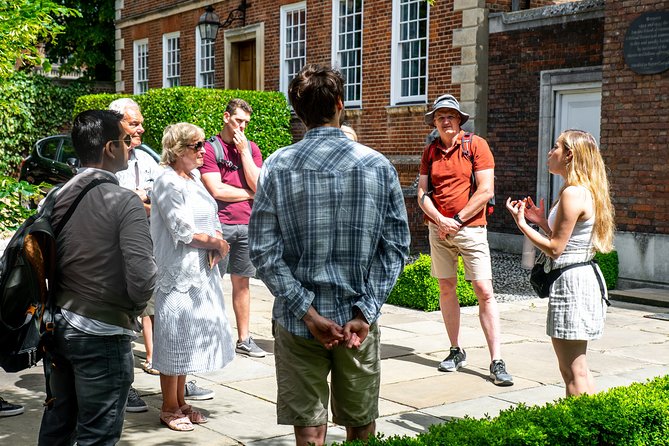 Private 2-Hour Cambridge Walking Tour With University Alumni Guide - Why a private alumni-led walk makes Cambridge easier